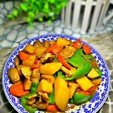 土豆胡萝卜炖鸡肉