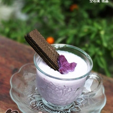 紫薯冰激淋奶昔